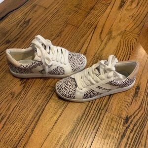 Dolce Vita B/W Spotted Canvas Size 6